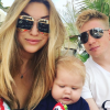 Kevin De Bruyne pose avec sa compagne Michèle Lacroix et leur fils Mason sur Instagram.