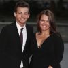 Louis Tomlinson et sa mère Johannah Deakin à la soirée "Believe In Magic Cinderella Ball" à Londres, le 10 août 2015.