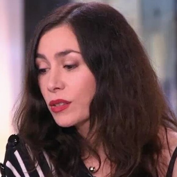 Olivia Ruiz dans "Thé ou café", samedi 10 décembre 2016, sur France 2
