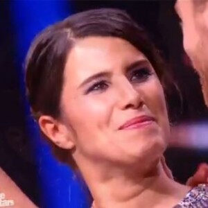 Karine Ferri et Yann-Alrick émus après leur valse - demi-finale de "Danse avec les stars 7", samedi 10 décembre 2016, sur TF1