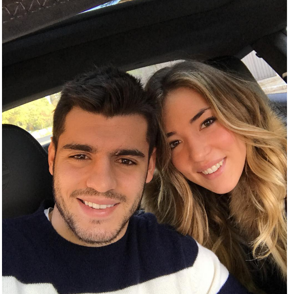 Alvaro Morata pose avec sa compagne Alice Campello. Photo postée sur Instagram en novembre 2016.