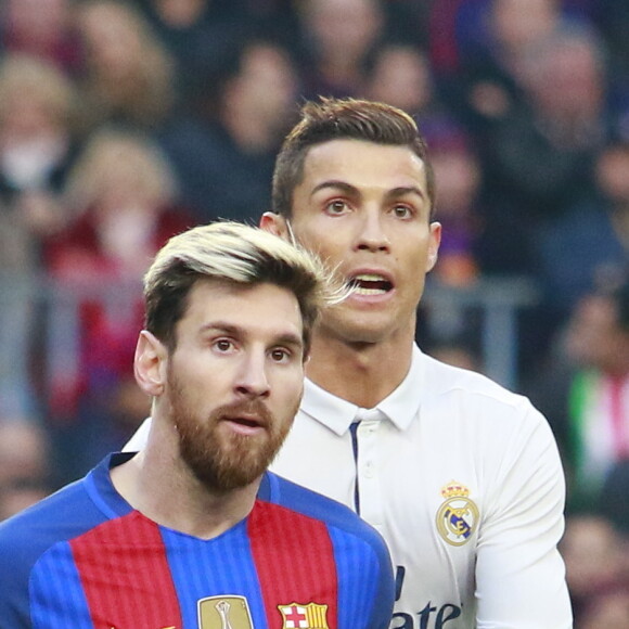 Cristiano Ronaldo et Lionel Messi - Football : Le Real Madrid de Cristiano Ronaldo fait match nul 1-1 contre le FC Barcelone le 3 décembre 2016.