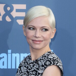 Michelle Williams à la 22ème soirée annuelle Critics' Choice Awards au Barker Hangar à Santa Monica, le 11 novembre 2016