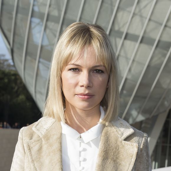 Michelle Williams au défilé de mode "Louis Vuitton", collection prêt-à-porter printemps-été 2016, à la Fondation Louis Vuitton à Paris. Le 7 Octobre 2015