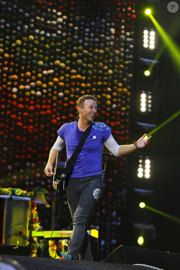 Chris Martin - Coldplay en concert au stade Wembley à Londres. Le 15 juin 2016