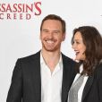 Michael Fassbender et Marion Cotillard (enceinte) au photocall de Assassin's Creed à Londres à l'hôtel Claridge le 8 décembre 2016.