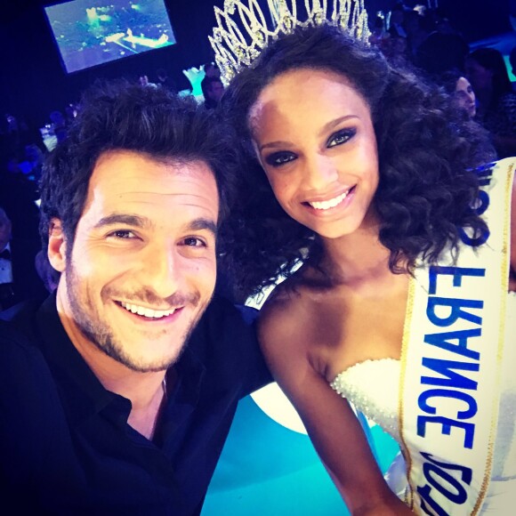 Amir Haddad et Alicia Aylies lors de l'élection de Miss France 2017 le 17 décembre 2016 à l'Arena de Montpellier