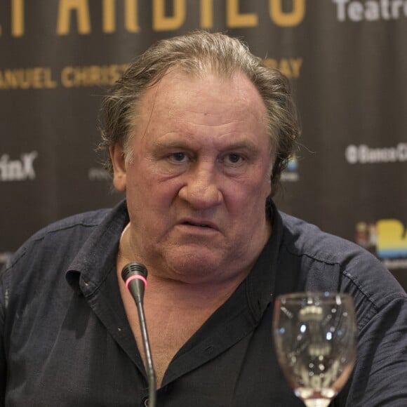 Gérard Depardieu lors d'une conférence de presse à l'hôtel Panamericano Buenos Aires à propos de ses spectacles au théatre Colon le 16 décembre 2016.