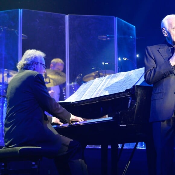 Charles Aznavour en concert au Palais des Sports à Paris, le 21 décembre 2016. © Guirec Coadic/Bestimage