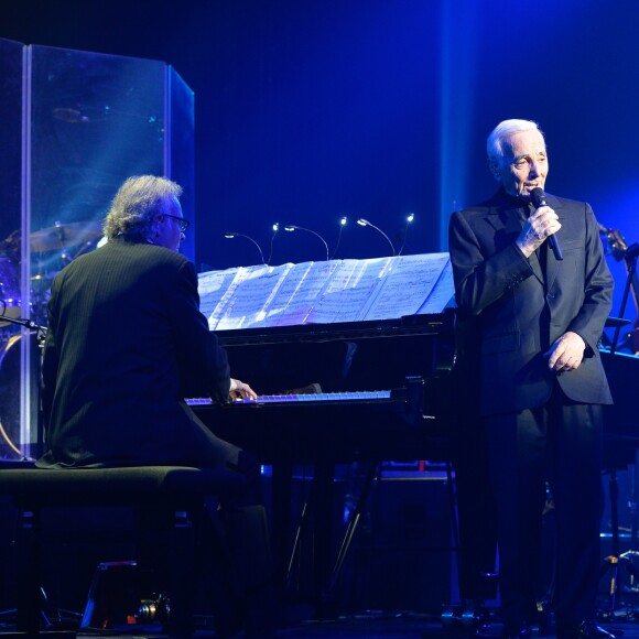 Charles Aznavour en concert au Palais des Sports à Paris, le 21 décembre 2016. © Guirec Coadic/Bestimage