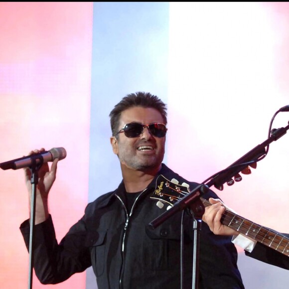George Michael et Paul McCartney en concert pour le Live 8 à Londres en juillet 2005. George Michael est mort à 53 ans le 25 décembre 2016.