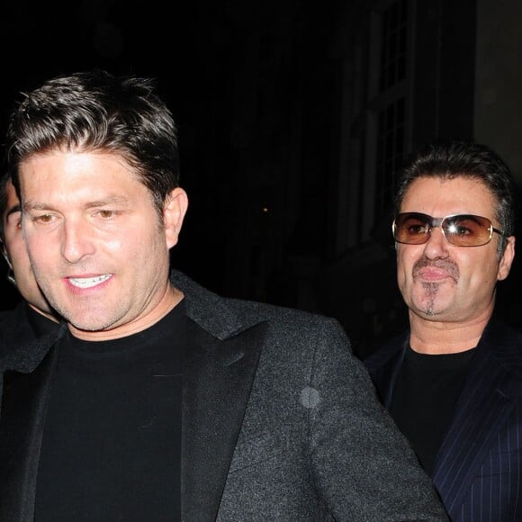 George Michael et Kenny Goss à Londres, le 15 octobre 2009.