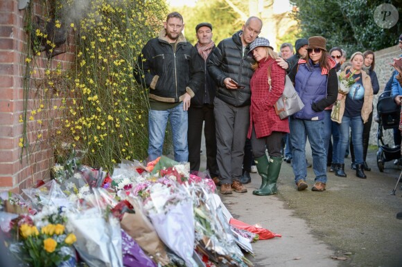 Hommage à George Michael devant son domicile de Goring, le 26 décembre 2016.