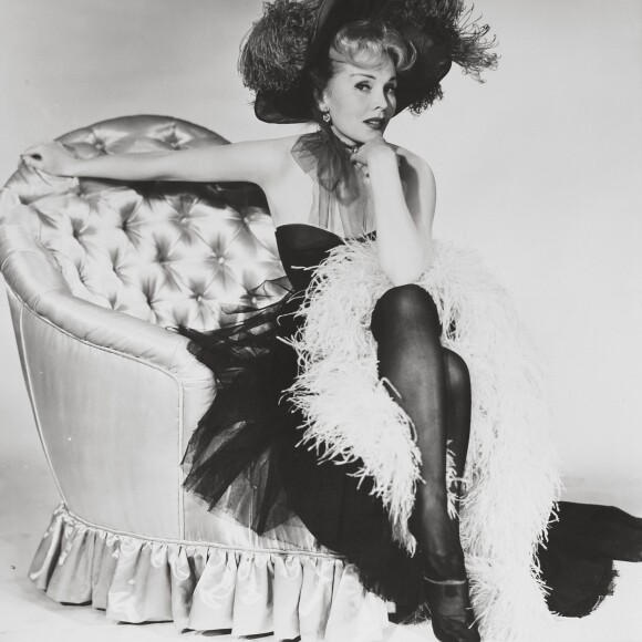 Zsa Zsa Gabor dans une publicité pour Moulin Rouge à Hollywood, Los Angeles, Californie, Etats-Unis, en 1952. © United Artists/Album/Zuma Press/Bestimage