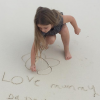 Harper Beckham en vacances au soleil, décembre 2016.