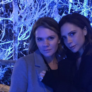 Victoria Beckham et sa soeur Louise, décembre 2016.