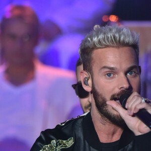 M. Pokora - Enregistrement de l'émission "Les années bonheur" présentée par Patrick Sébastien à La Plaine-Saint-Denis le 11 octobre 2016.