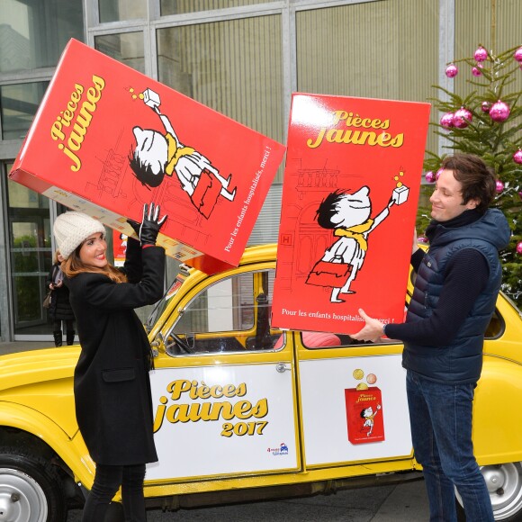 Joyce Jonathan et Vianney - Lancement de l'opération Pièces Jaunes 2017 À l'Hôpital Necker-Enfants malades AP-HP à Paris le 4 janvier 2017. Cette année, le personnage de bande dessinée "Le Petit Nicolas" est le parrain de l'opération.