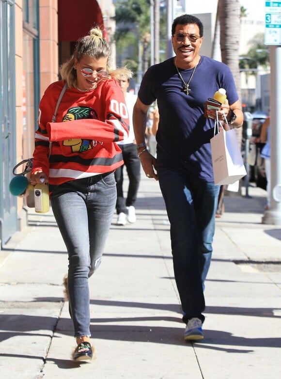 Lionel Richie et sa fille Sofia Richie passent la journée ensemble à Beverly Hills le 2 septembre 2016.