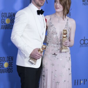 Emma Stone et Ryan Gosling - Press Room lors de la 74e cérémonie annuelle des Golden Globe Awards à Beverly Hills, Los Angeles, Californie, Etats-Unis, le 8 janvier 2017. © Olivier Borde/Bestimage