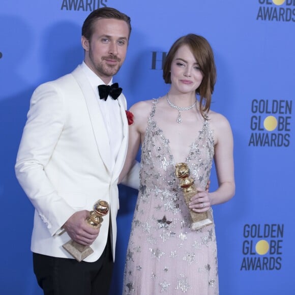 Emma Stone et Ryan Gosling - Press Room lors de la 74e cérémonie annuelle des Golden Globe Awards à Beverly Hills, Los Angeles, Californie, Etats-Unis, le 8 janvier 2017. © Olivier Borde/Bestimage