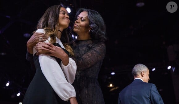 Michelle et Malia Obama - Le président Barack Obama, son épouse Michelle et leur fille Malia à McCormick Place. Chicago, le 10 janvier 2017.