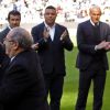Zinedine Zidane, Ronaldo, Luis Figo, Michael Owenet Raymond Kopa assistent à la présentation du 4e Ballon d'or de Cristiano Ronaldo avant le match du Real Madrid contre Grenade le 7 janvier 2017.
