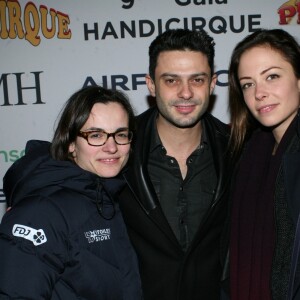 Sandrine Martinet, Grégory Bakian et Dounia Coesens lors du 9ème Gala Handicirque au cirque Pinder, sur la pelouse de Reuilly à Paris, France, le jeudi 12 janvier 2017. © JLPPA/Bestimage
