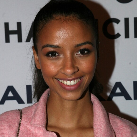 Flora Coquerel (Miss France 2014) lors du 9ème Gala Handicirque au cirque Pinder, sur la pelouse de Reuilly à Paris, France, le jeudi 12 janvier 2017. © JLPPA/Bestimage