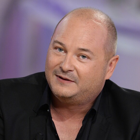 Cauet Enregistrement de l'émission " Vivement Dimanche " qui sera diffusée le 3 Mai 2015.