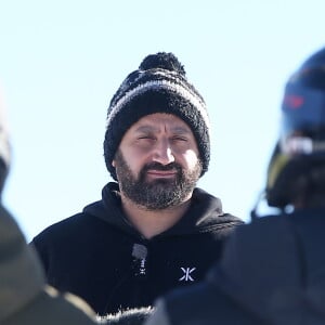 Exclusif - Cyril Hanouna - Les chroniqueurs de "Touche pas à mon poste" tournent "TPMP fait du ski" à Montgenèvre dans les Hautes-Alpes le 17 décembre 2016. Le tournage s'est déroulé du 16 au 19 décembre 2016. © Dominique Jacovides / Bestimage