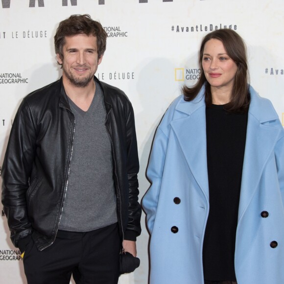 Marion Cotillard enceinte et son compagnon Guillaume Canet - Avant première du documentaire "Before the flood" au théâtre du Chatelet à Paris le 17 octobre 2016. © Cyril Moreau/Bestimage