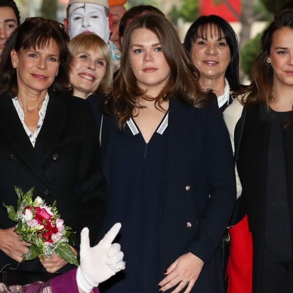 La princesse Stéphanie de Monaco et ses filles Camille Gottlieb et Pauline Ducruet - 41e Festival international du Cirque de Monte-Carlo le 22 janvier 2017. © Olivier Huitel/Pool Restreint Monaco/Bestimage