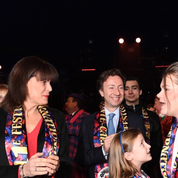 La princesse Stéphanie de Monaco et ses filles Pauline Ducruet et Camille Gottlieb, Stéphane Bern - La famille princière de Monaco lors du 41e Festival International du Cirque de Monte-Carlo, le 21 janvier 2017. © Manuel Vitali/Centre de presse Monaco/Bestimage