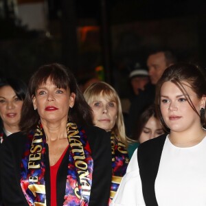 La princesse Stéphanie de Monaco et ses filles Pauline Ducruet et Camille Gottlieb - La famille princière de Monaco lors du 41e Festival International du Cirque de Monte-Carlo, le 21 janvier 2017. © Jean-Charles Vinaj/Pool Restreint Monaco/Bestimage