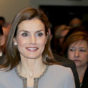 La reine Letizia d'Espagne lors de la remise du prix artistique Tomas Francisco Prieto à la Maison de la monnaie à Madrid, le 20 janvier 2017.