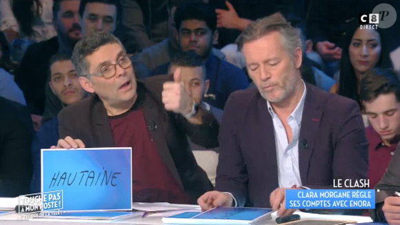 Les chroniqueurs de "Touche pas à mon poste" prennent la défense d'Enora Malagré après son clash avec Clara Morgane. Sur C8, le 23 janvier 2017.