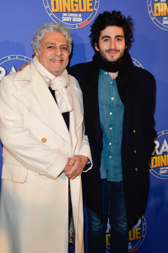 Enrico Macias avec son petit-fils Symon Milshtein lors de l'avant-première du film "Raid Dingue" au cinéma Pathé Beaugrenelle à Paris, France, le 24 janvier 2017. © Coadic Guirec/Bestimage