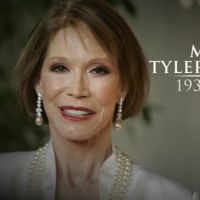 Mary Tyler Moore : Mort de la légende de la télé américaine, les stars touchées