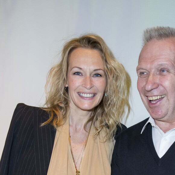 Estelle Lefébure et le designer Jean-Paul Gaultier - People au défilé de mode Haute-Couture printemps-été 2017 "Jean-Paul Gaultier" à Paris le 25 janvier 2017.