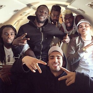 Anthony Alcaraz des "Anges 9" avec Paul Pogba et des amis dans un jet privé, 2016