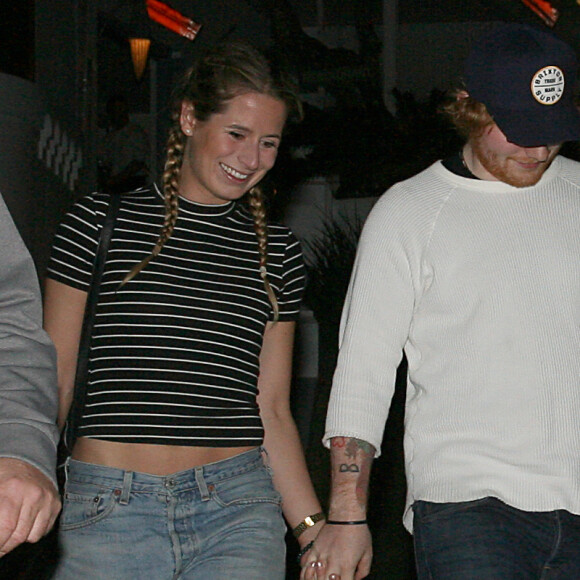 Exclusif - Ed Sheeran et sa petite amie Cherry Seaborn vont diner au nord de Sydney lors de leurs vacances en Australie le 29 mai 2016