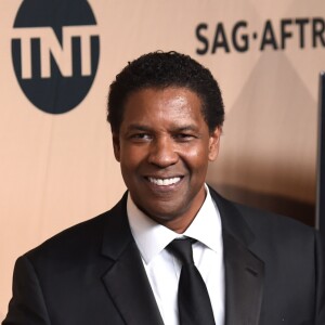 Denzel Washington - Photocall de la 23e soirée annuelle Screen Actors Guild awards au Shrine auditorium à Los Angeles, le 29 janvier 2017 © Chris Delmas/Bestimage