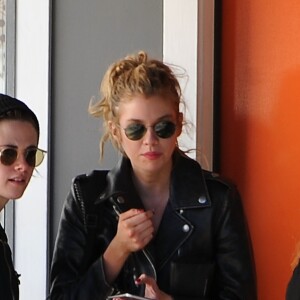 Kristen Stewart et sa petite amie Stella Maxwell à Los Angeles, le 28 Janvier 2017
