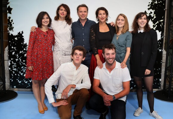 Tiphaine Haas, Valérie Bonneton, Guillaume de Tonquédec, Isabelle Gélinas, Alexandra Gentil, Canelle Carré-Cassaigne, Lilian Dugois et Yaniss Lespert - Photocall de la série "Fais pas ci, fais pas ça" lors du 18ème Festival de la Fiction TV de La Rochelle. Le 16 septembre 2016 © Patrick Bernard / Bestimage