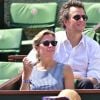 Anne-Sophie Lapix et son mari Arthur Sadoun - People dans les tribunes lors de la demi-finale des Internationaux de tennis de Roland-Garros à Paris, le 5 juin 2015.