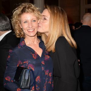 Alexandra Lamy et Julie Gayet lors du cocktail de la 24e cérémonie des "Trophées du Film Français" au Palais Brongniart à Paris, le 02 février 2017. © Ramsamy Veeren/Bestimage