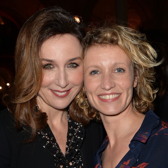 Elsa Zylberstein et Alexandra Lamy lors du cocktail de la 24e cérémonie des "Trophées du Film Français" au Palais Brongniart à Paris, le 02 février 2017. © Ramsamy Veeren/Bestimage