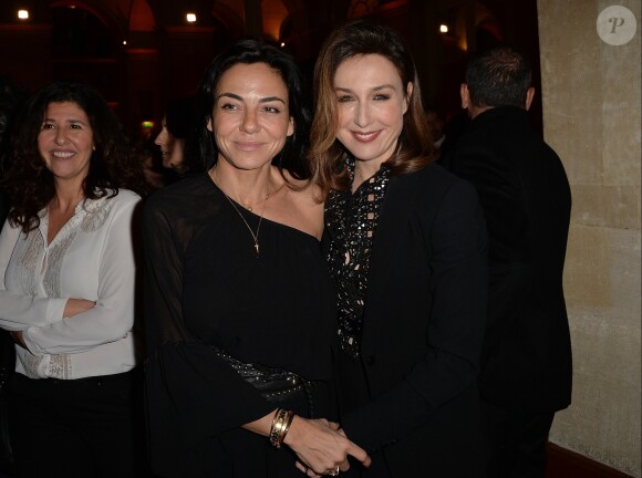 Sandra Zeitoun et Elsa Zylberstein lors du cocktail de la 24e cérémonie des "Trophées du Film Français" au Palais Brongniart à Paris, le 02 février 2017. © Ramsamy Veeren/Bestimage