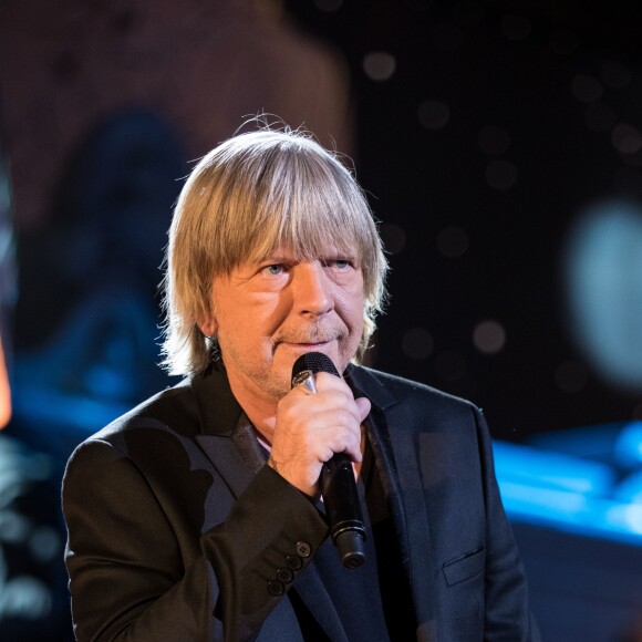 Exclusif - Le chanteur Renaud (Renaud Séchan) - Tournage de l'émission "Merci Renaud" dans les studios de la Plaine Saint-Denis le 15 novembre 2016, qui sera diffusée le samedi 17 décembre 2016 en prime time sur France 2. © Cyril Moreau / Bestimage